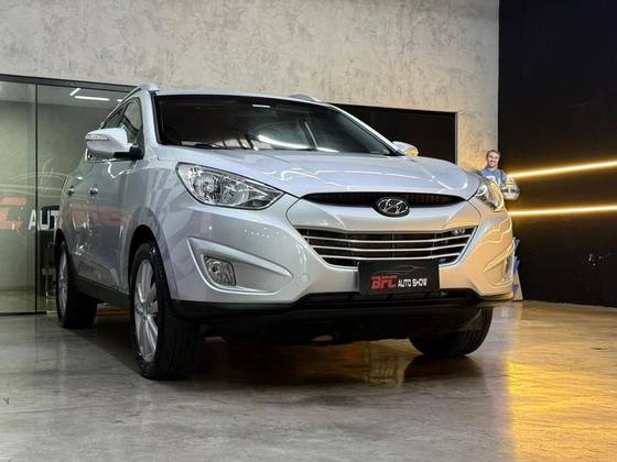 HYUNDAI IX35 2.0 MPFI GLS 4X2 16V GASOLINA 4P AUTOMÁTICO HYUNDAI IX35 2.0 MPFI GLS 4X2 16V GASOLINA 4P AUTOMÁTICO